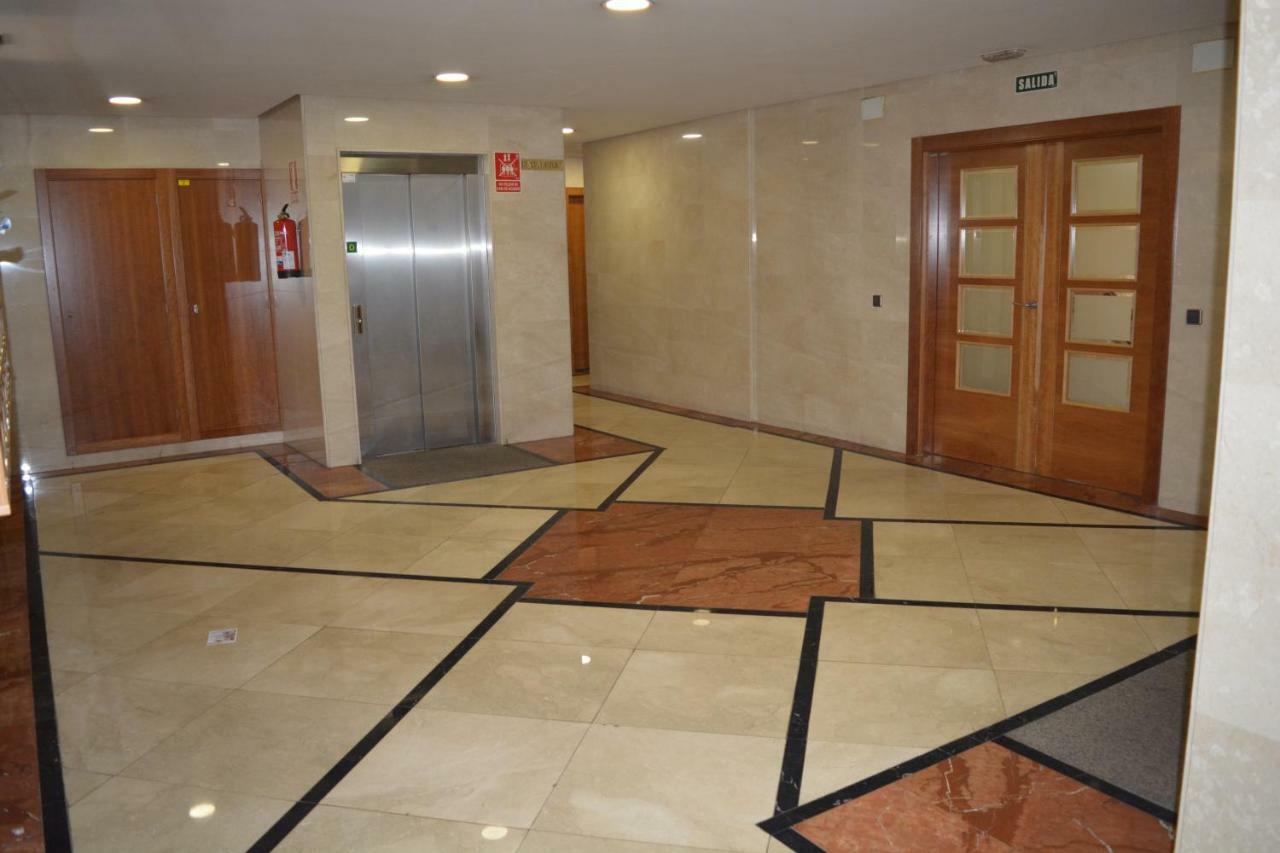 Apartamento Edificio Plaza Gran Via Salamanka Zewnętrze zdjęcie