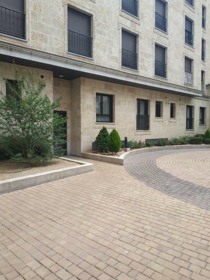 Apartamento Edificio Plaza Gran Via Salamanka Zewnętrze zdjęcie