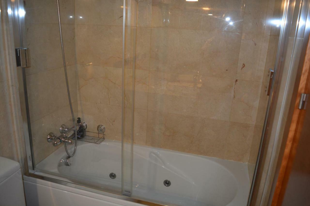 Apartamento Edificio Plaza Gran Via Salamanka Zewnętrze zdjęcie