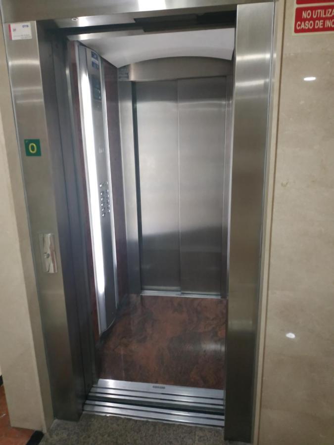 Apartamento Edificio Plaza Gran Via Salamanka Zewnętrze zdjęcie